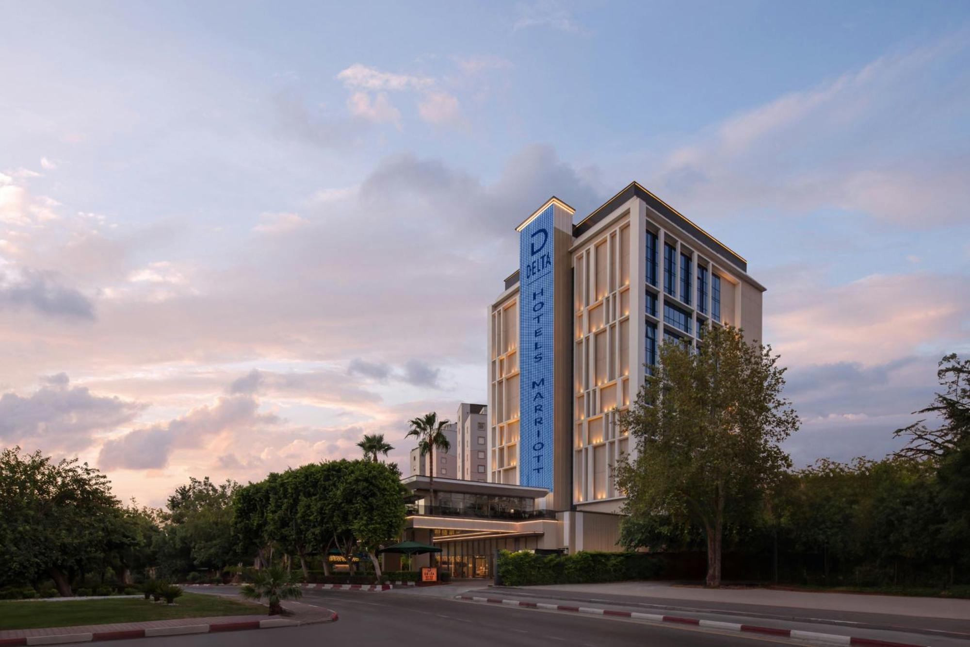 Delta Hotels By Marriott Antalya Lara - Adults Only Exterior foto